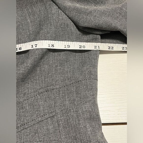NWT TAHARI Arthur S. Levine Gray Skirt Suit Blazer Jacket Size 14 - Picture 7 of 12